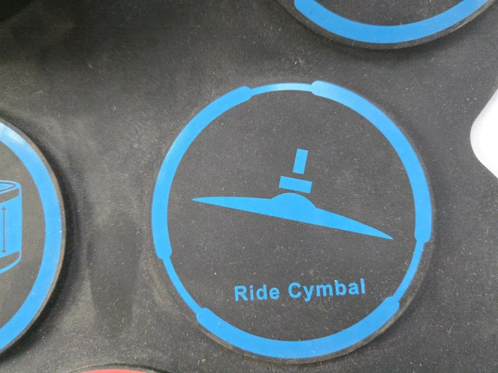 Roll Up Electronic Drum Pad. Drum Practice.