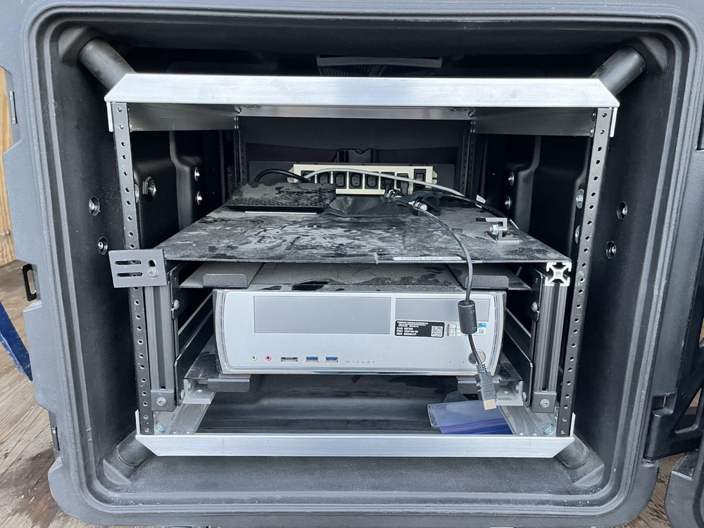 Meggitt FATS Firearms Training Simulator Rack Controller & SKB Shock Case Untest