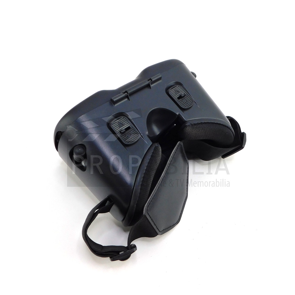UPLOAD Tinsley Hero VR Goggles Original Prop (23-4964)