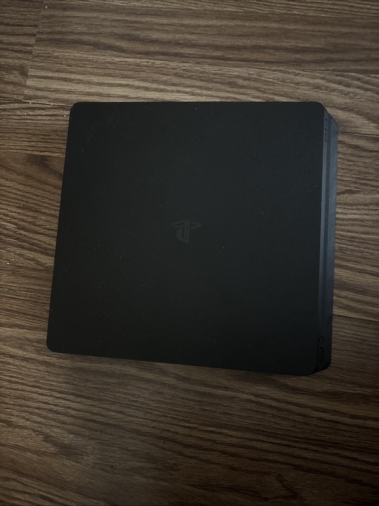 PS4 Slim
