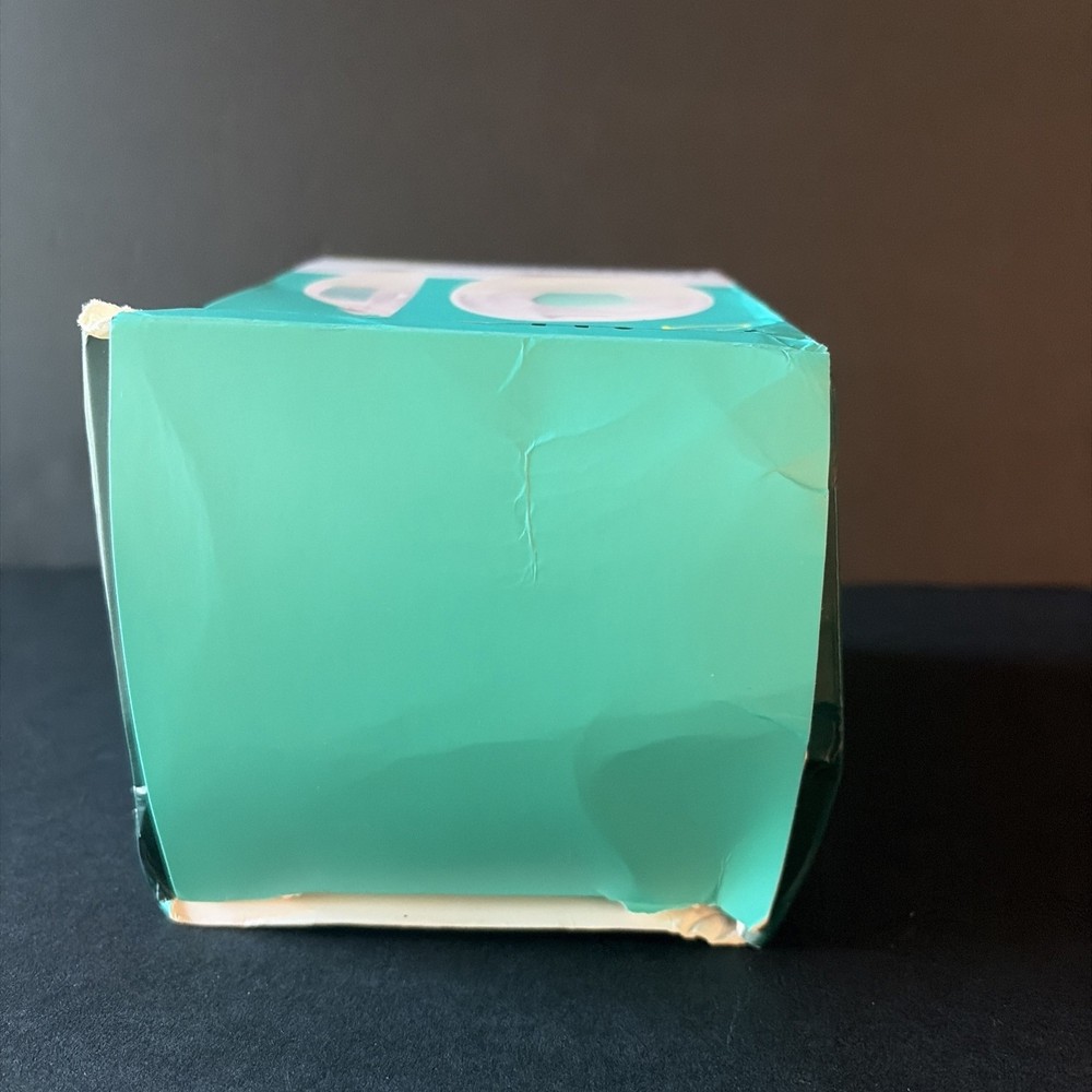 Brand New Willow Go 2 Splashguard Containers 5oz 150ml