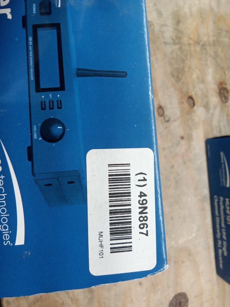 Speco Technologies Muhf101 Microphone Receiver, Wireless, Lcd