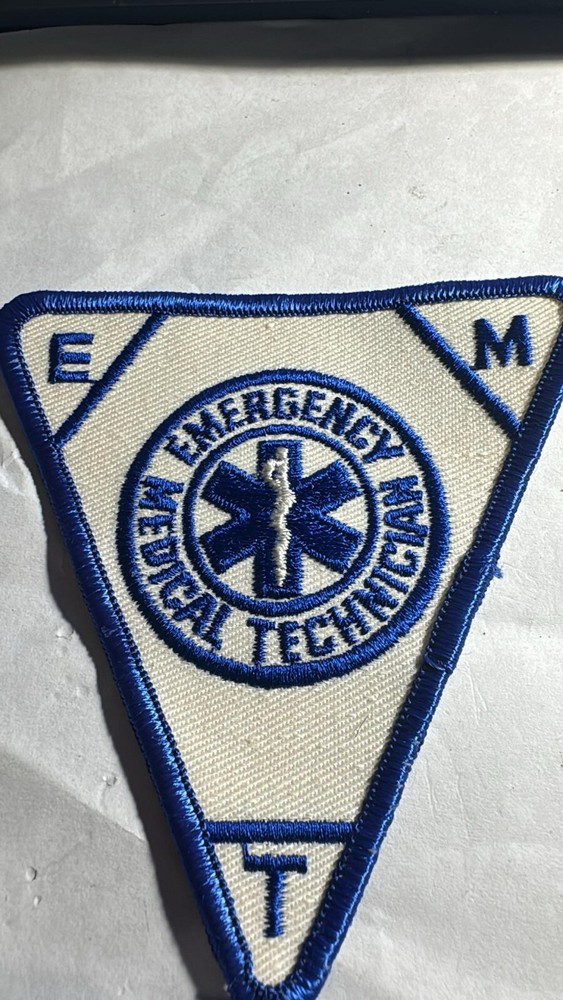 New Vintage emt medical technician patch