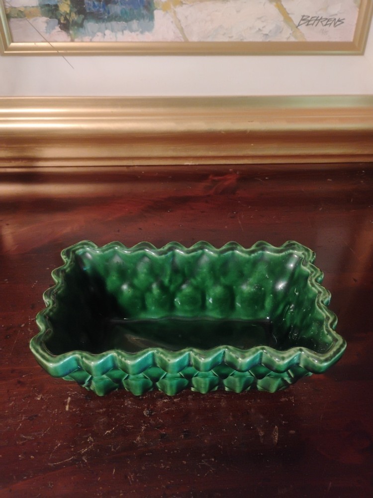 MCM UPCO USA 101 - 7" Green Rectangular Planter