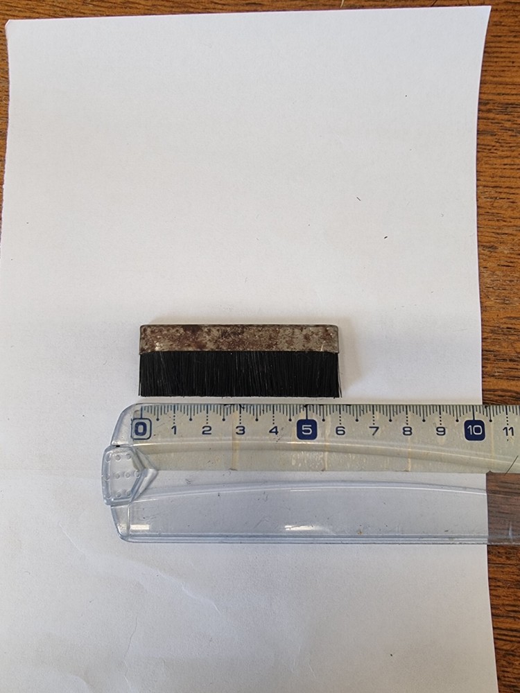 Knitting machine brushes 6cmx2cm