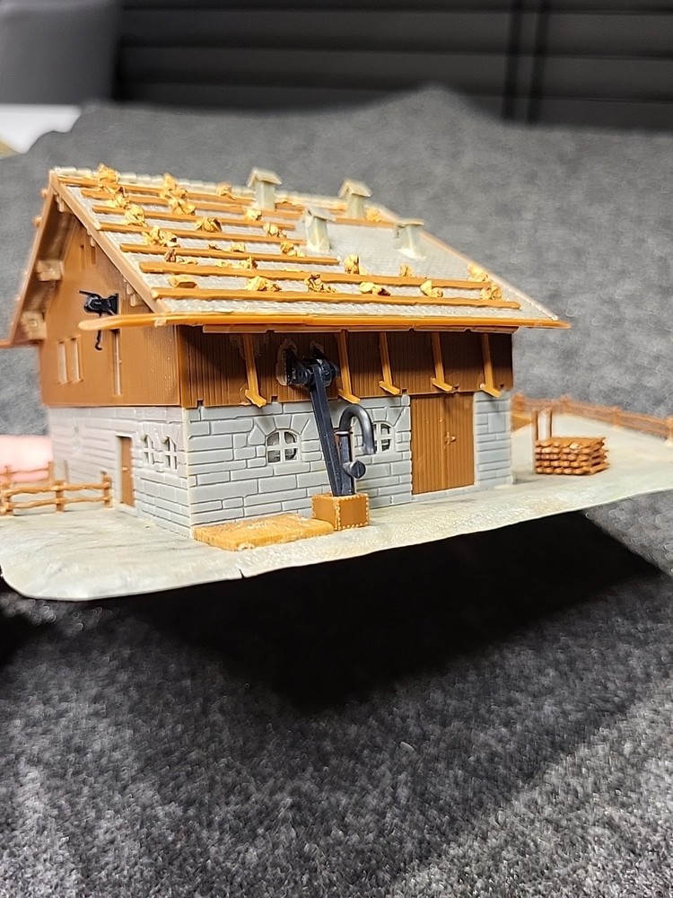 FALLER N Scale #232233 Alpine Barn Fully Assembled
