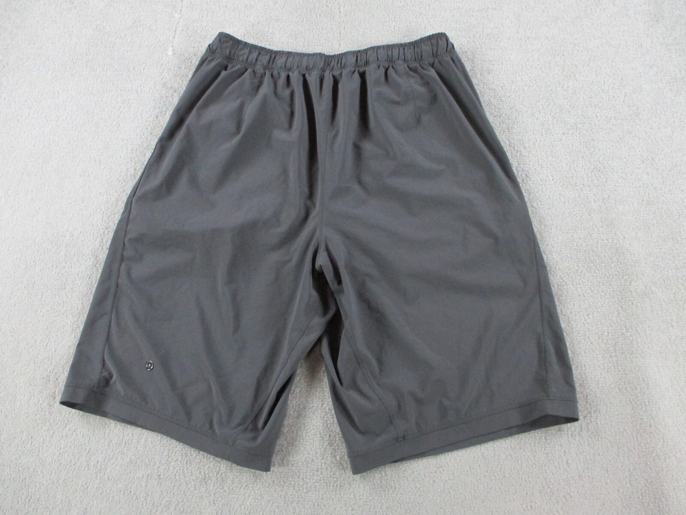 Lululemon Shorts Mens Medium Gray Athletic Zip Pockets Stretch Waist Drawstring