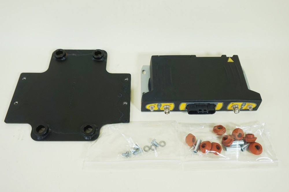 Trimble SNM941-90 Connected Site Gateway Modem CAT Machine Control