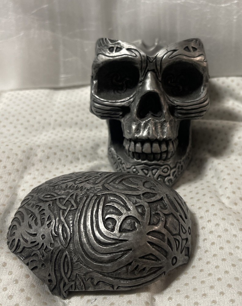 WUI Skull Ashtray Vintage