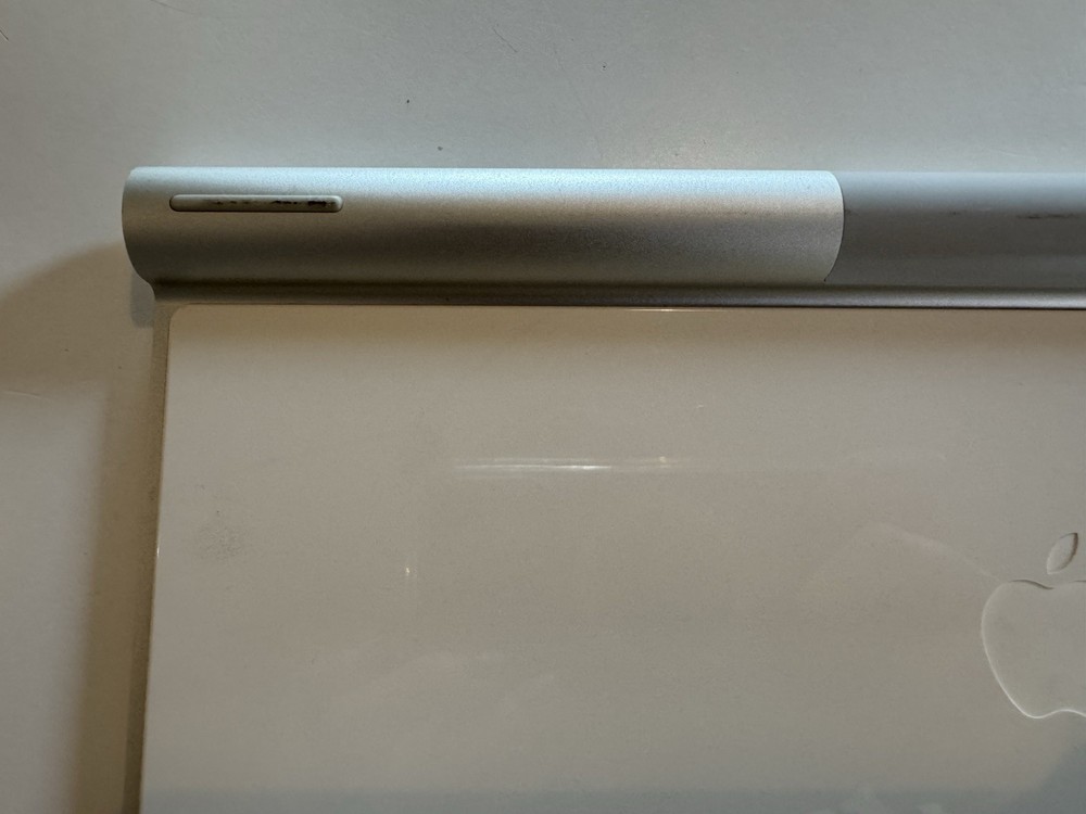 Apple A1314 Wireless Keyboard Tested Working