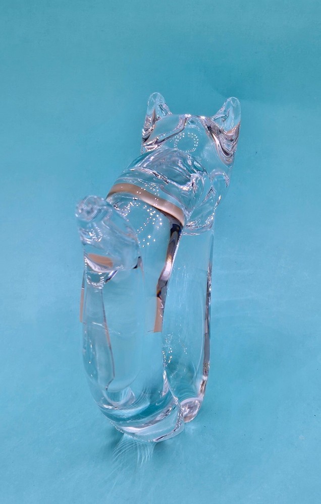 Crystal Cat in a Ring Shape Hand-made pristine condition