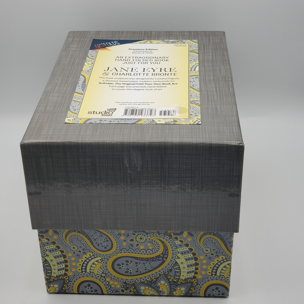 Artfolds Jane Erye handfolded paper sculpture book