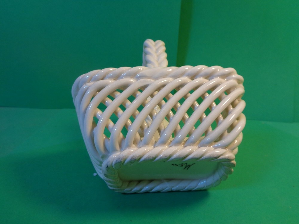 Floral Pattern Trinket Basket (Used/EUC)