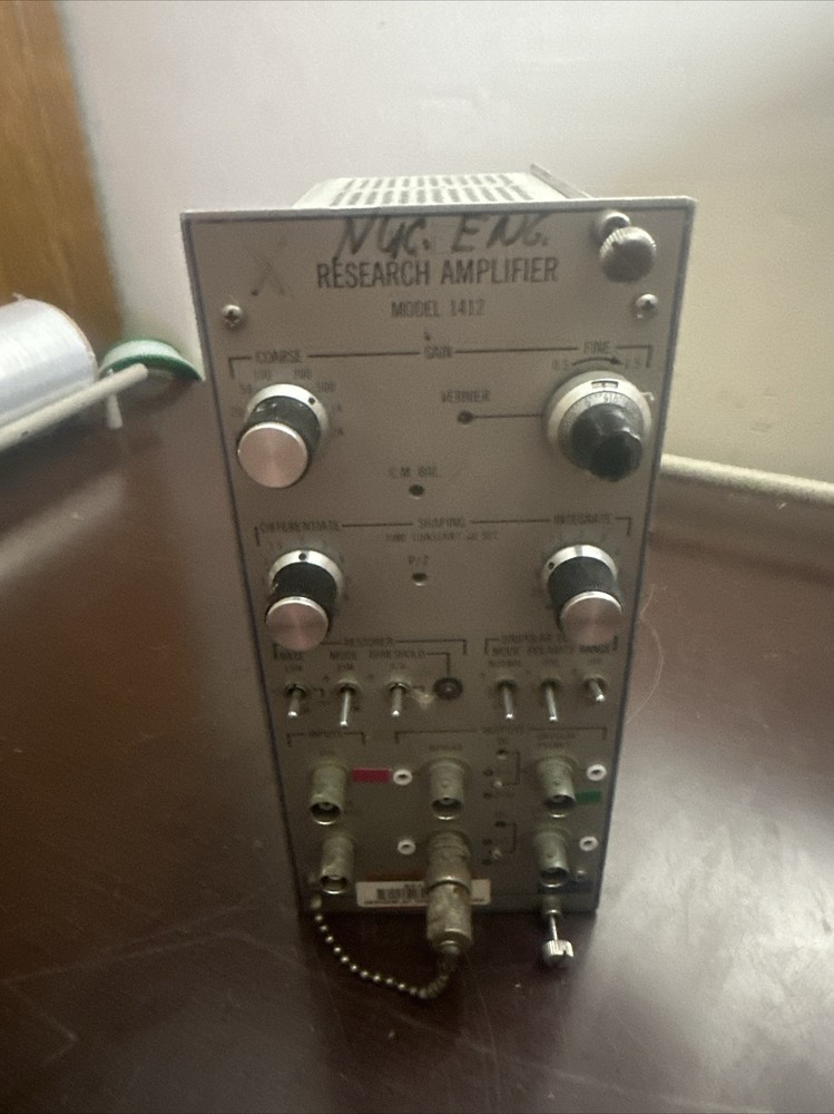 Research Amplifier Model 1412