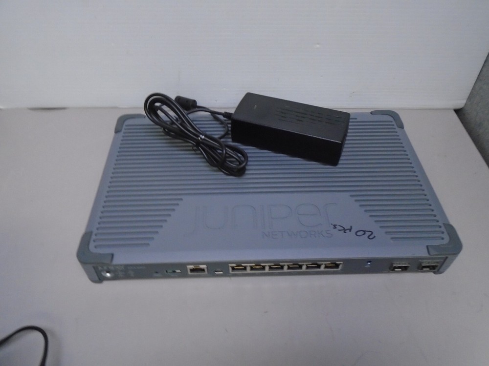 Juniper Networks SRX300 Services Gateway Security Appliance SRX 300 + AC
