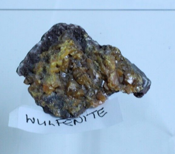 Wulfenite SAMPLE 64 GRAMS