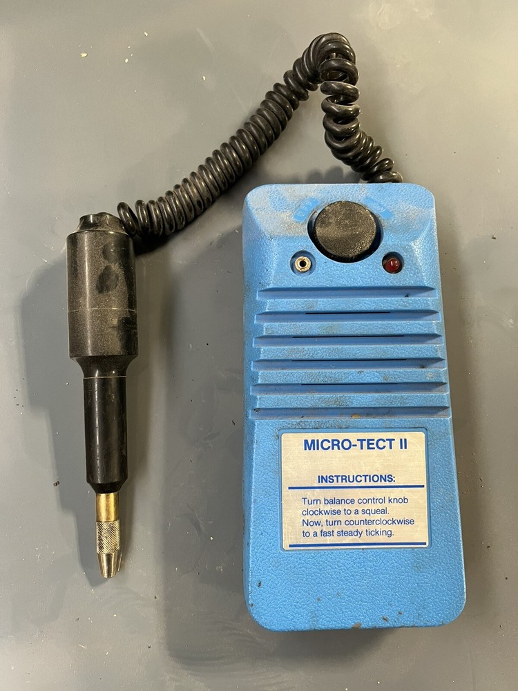 VINTAGE Micro-Tect II 2 Refrigerant Leak Detector  w CASE