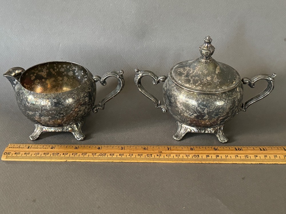 VINTAGE SUGAR BOWL & CREAMER SET SILVERPLATE  ROGERS  COVERED