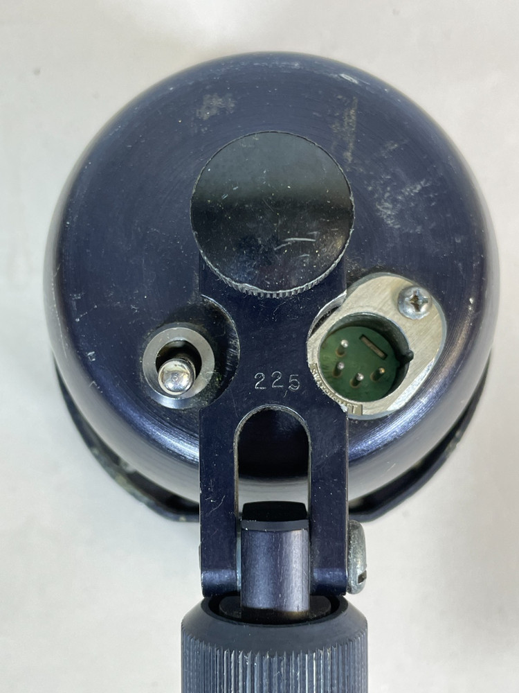 Ultralight 2 Anton Bauer 12V handheld Light with Handle