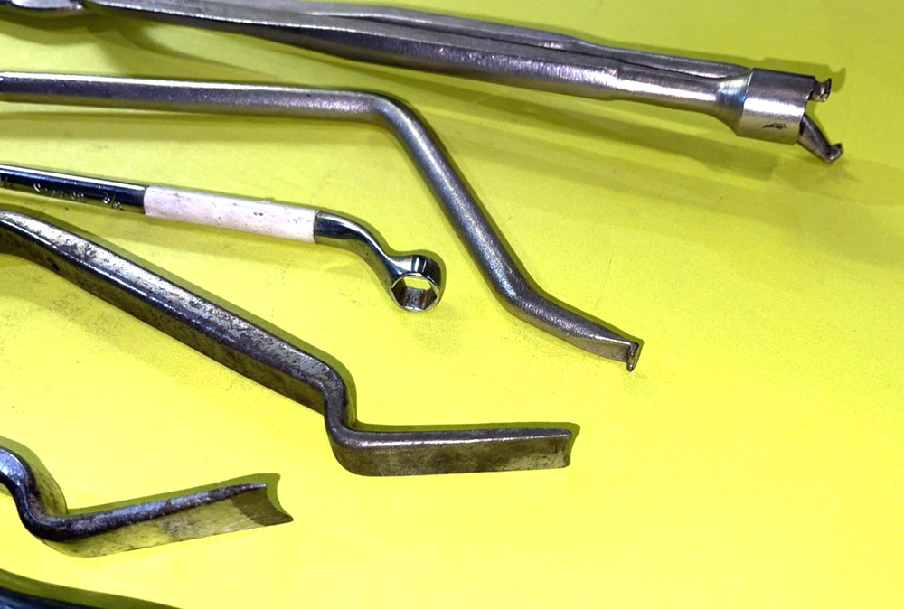 SNAP-ON TOOLS 6 PC. BRAKE SPRING PLIERS, TOOL,ADJUSTERS, BLEEDER, RETAINER TOOLS