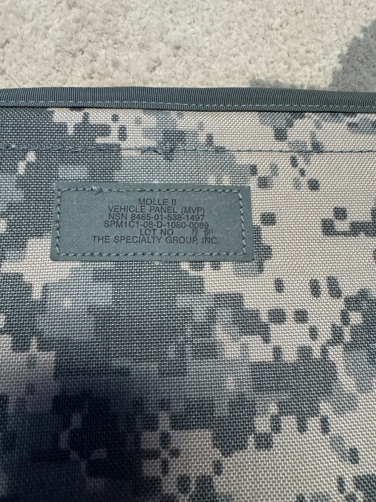U.S. G.I. MOLLE II Vehicle Panel