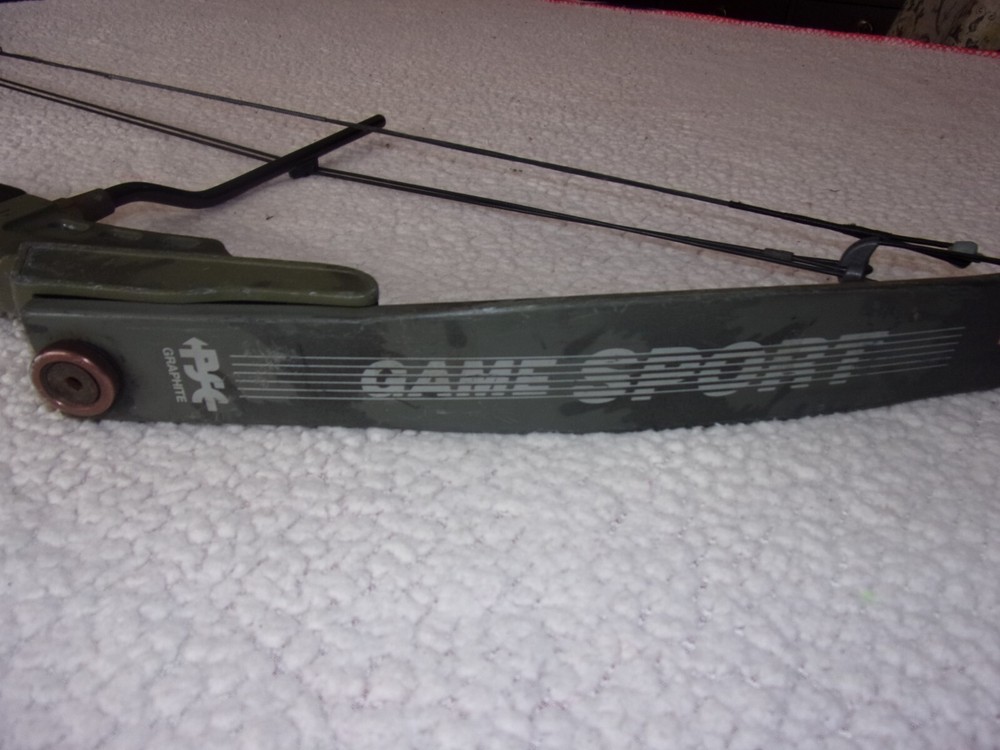 PSE Game Sport Pulsar Express Compound Bow