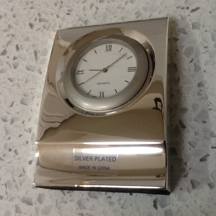 Bloomingdales Silver Plated Quartz Desk Clock - NEW