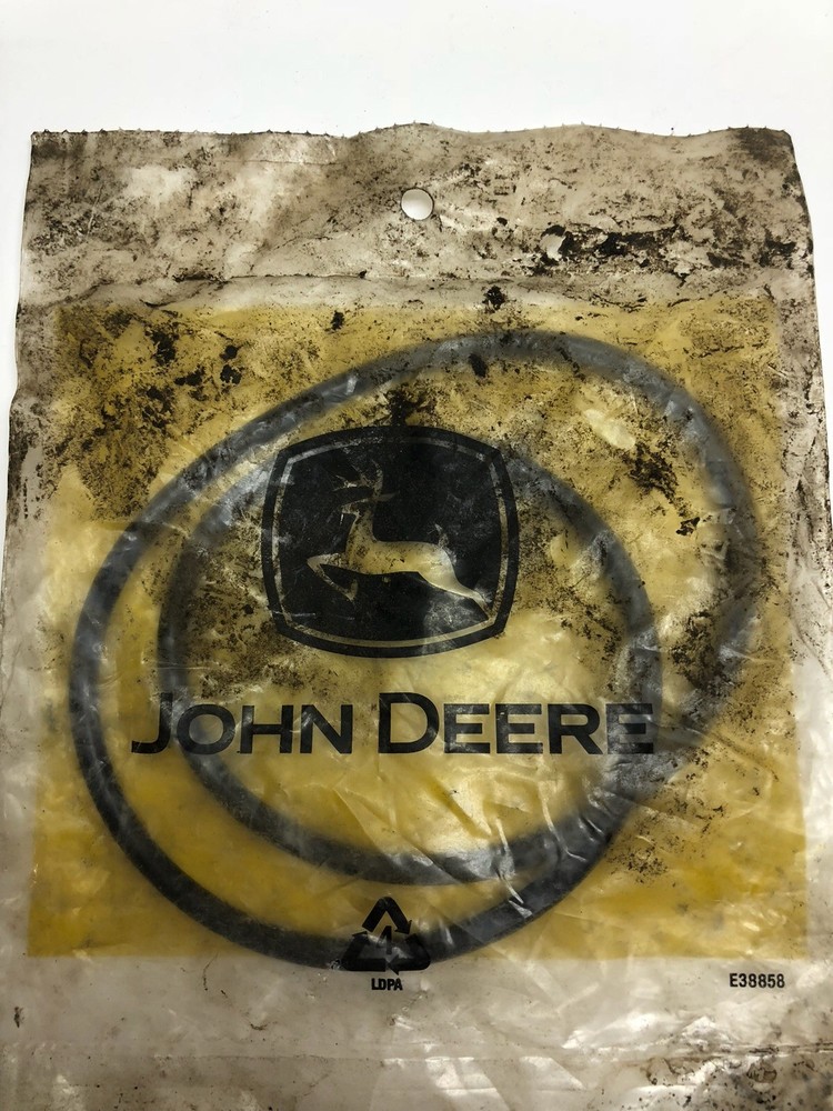 John Deere 998738 Seal