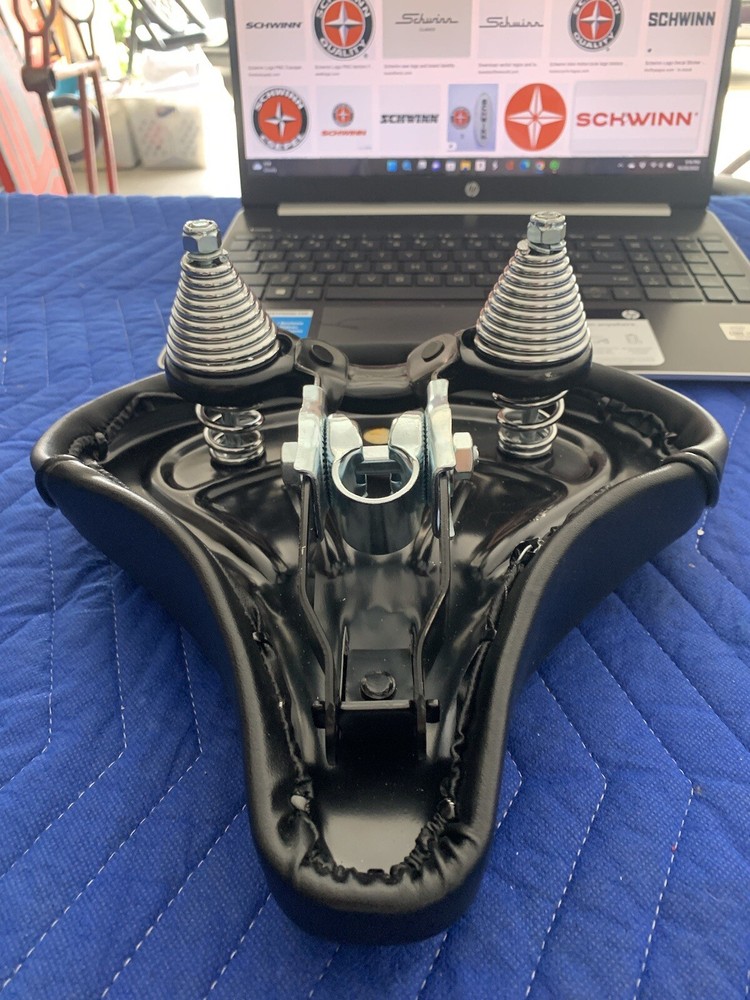 Classic Cruiser Bicycle Saddle / Seat