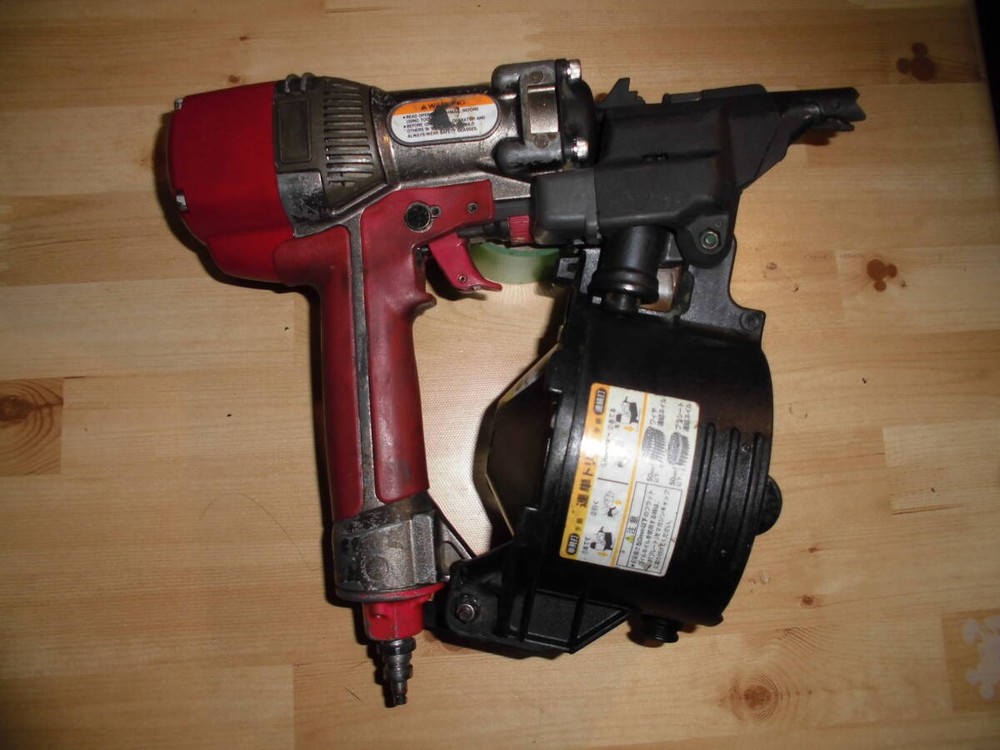 Max High-Pressure Nailer HN75