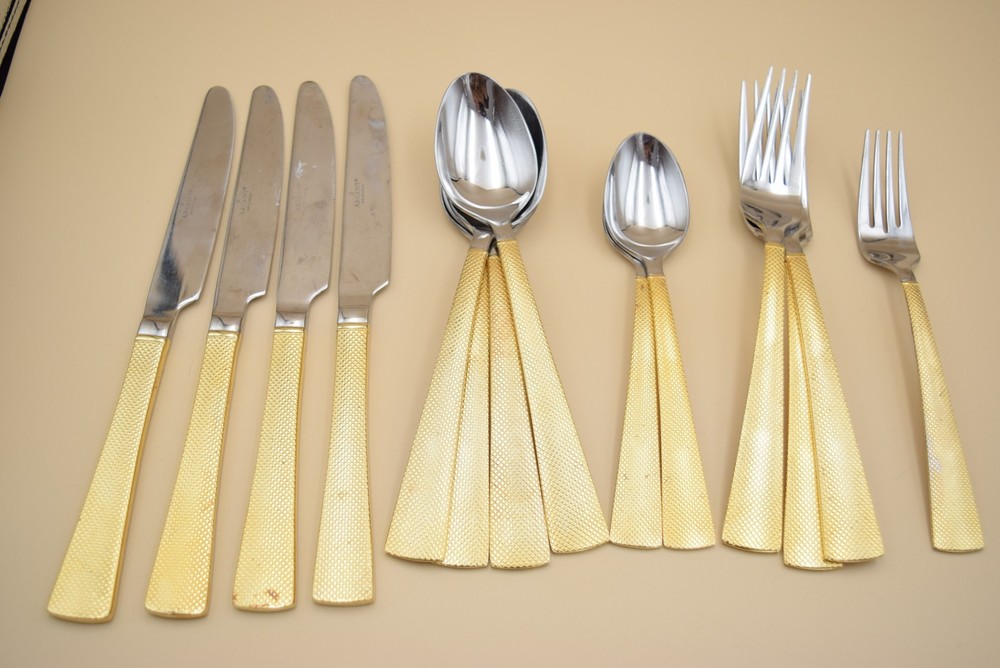 Argent Orfevres 14pc Flatware Gold Tone Dotted
