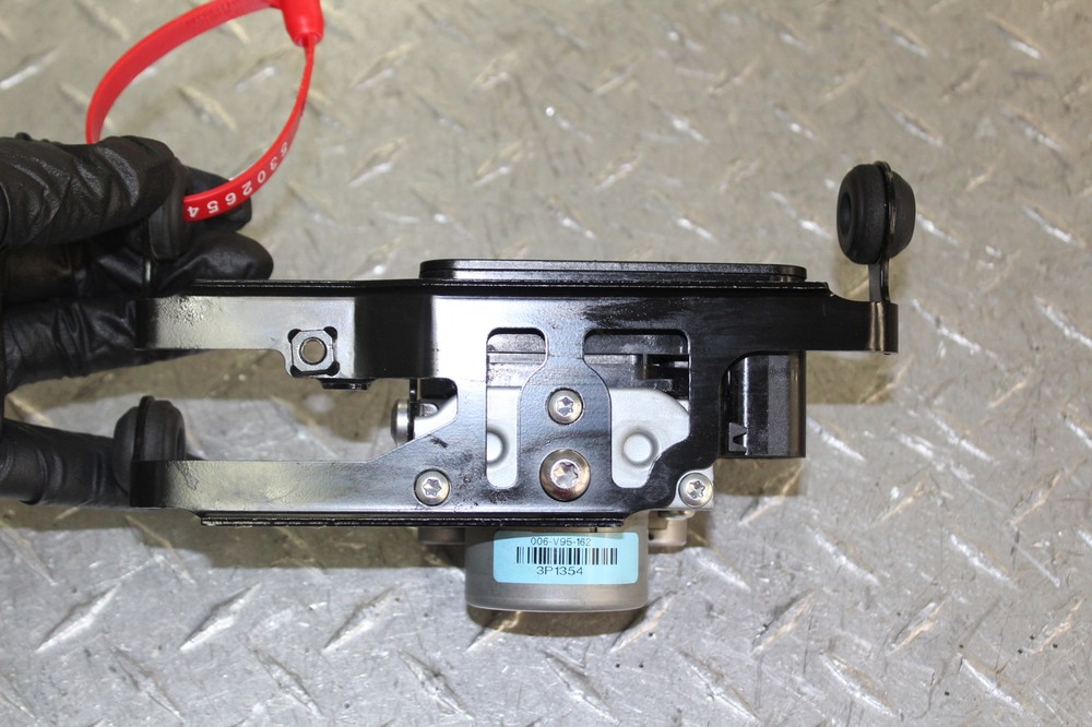 2014 TRIUMPH STREET TRIPLE R ABS ABS PUMP UNIT MODULE T2021487