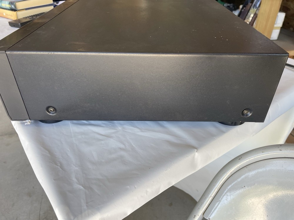 Sony 5 Disk Auto Loading System CD Player. CDP-C625. High Density. Remote