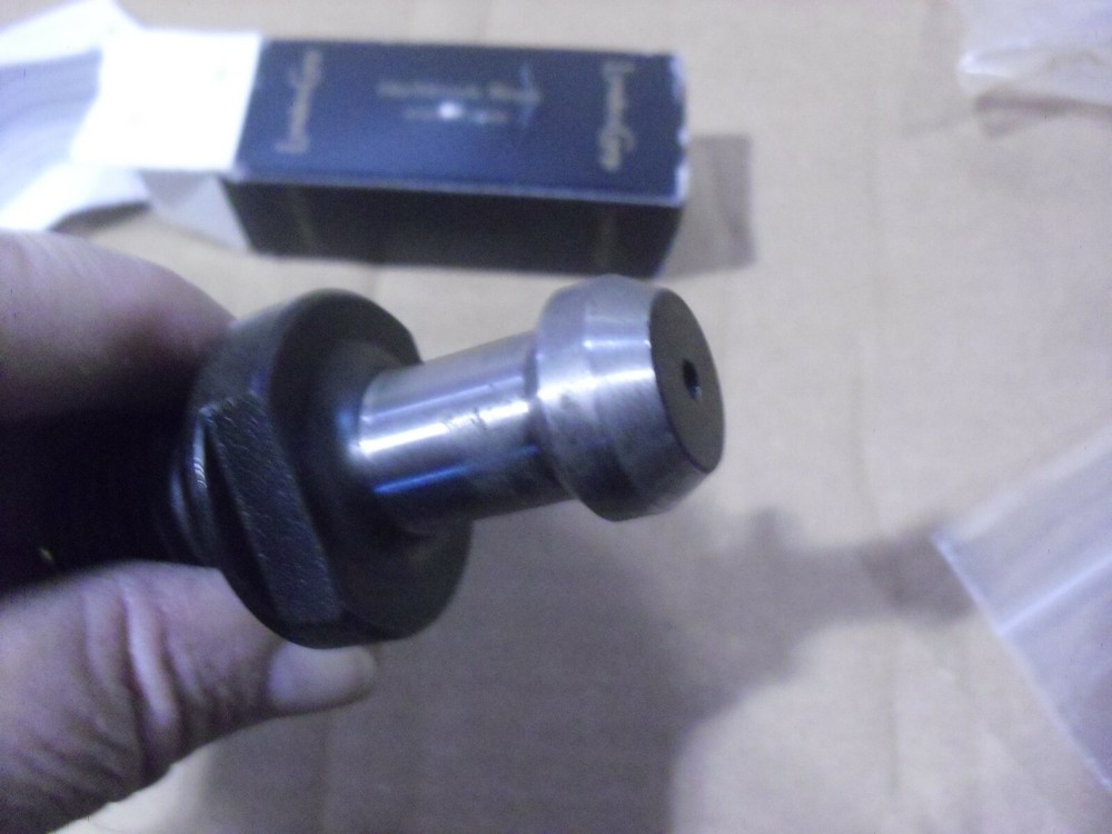 Lyndex Retention Knob/Pull Stud C50-4500B