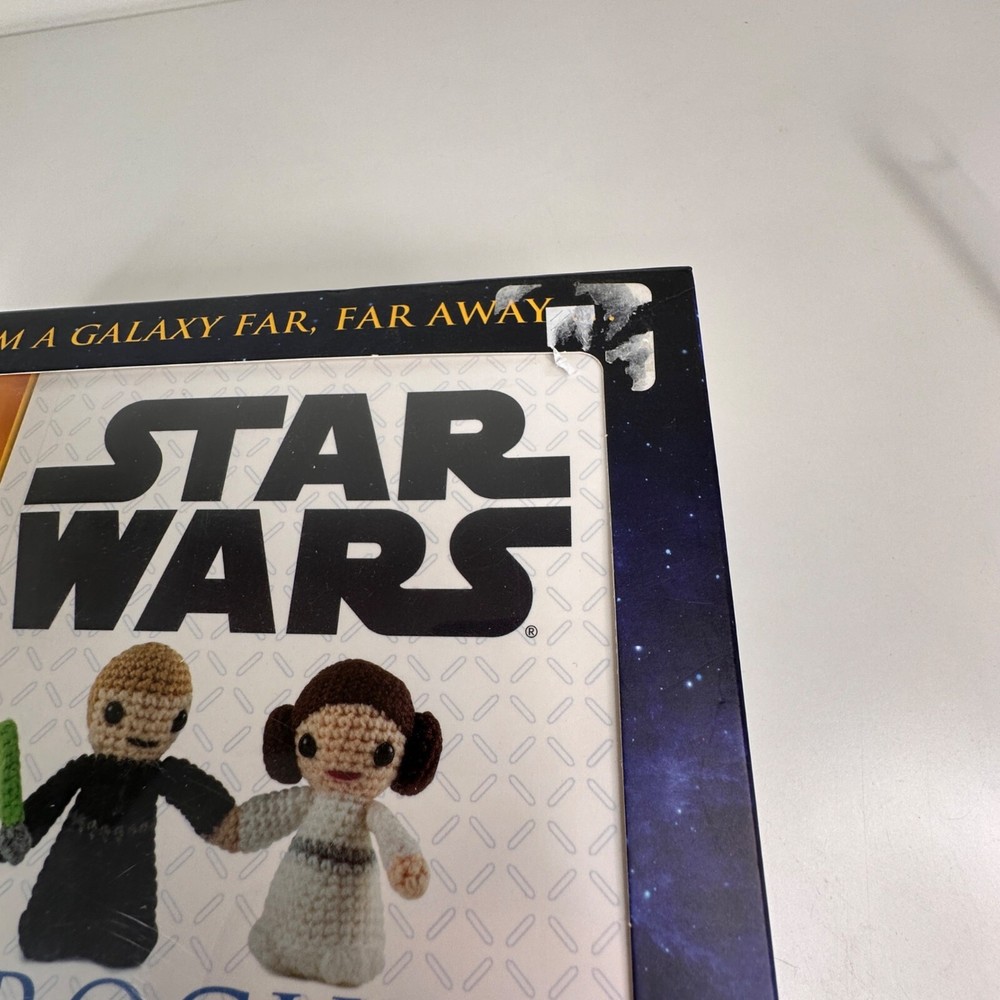Star Wars Crochet Kit 12 Step-By-Step Illustrated Patterns, Yoda & Stormtrooper