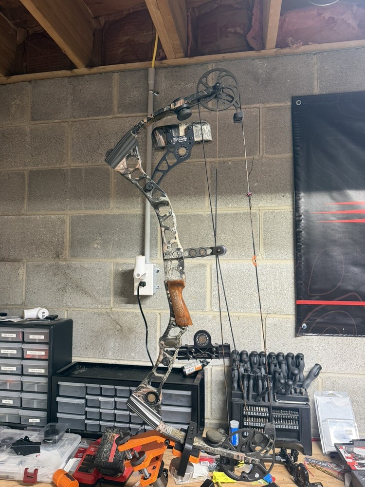 Mathews Switchback Compound Bow