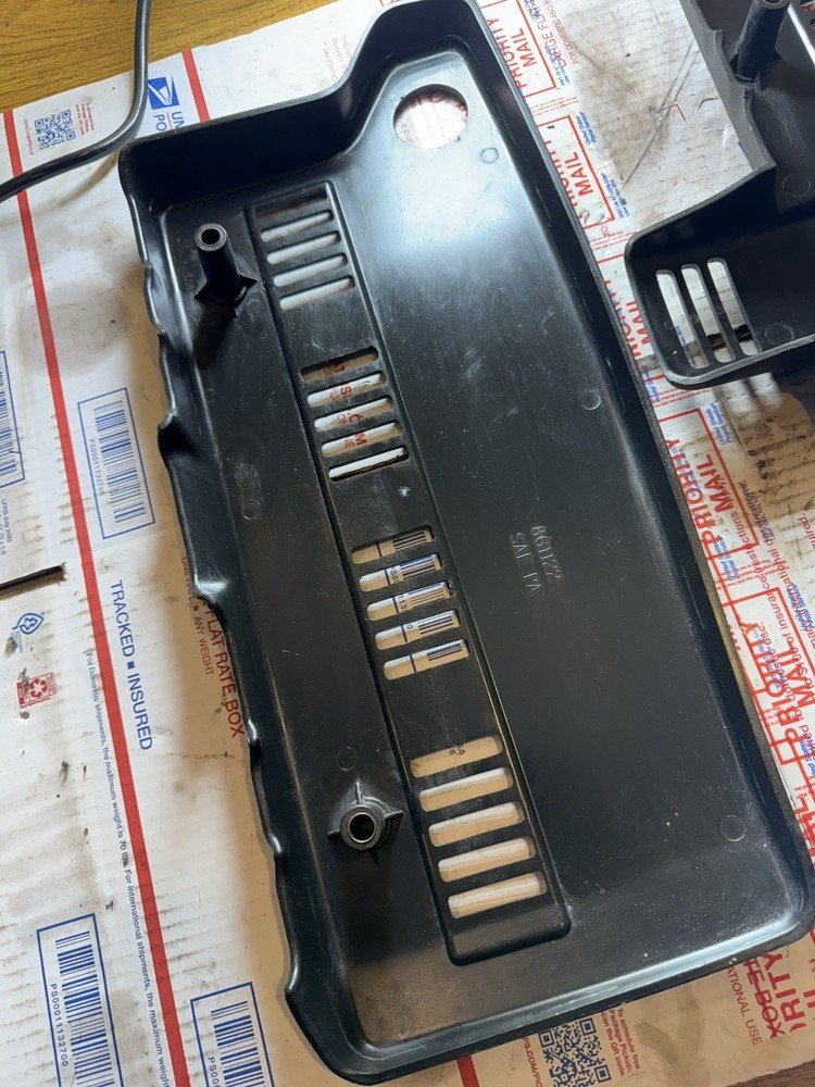 Mercruiser 7.4 MPI engine cover