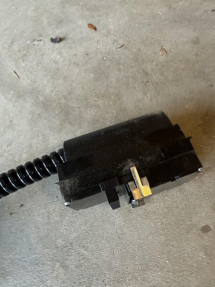 Haworth Base Feed Power Whip