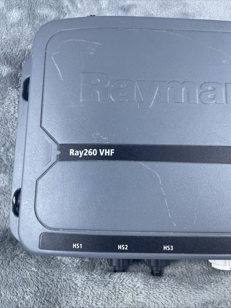 Raymarine RAY260 VHF E70087 VHF Black Box Transceiver.