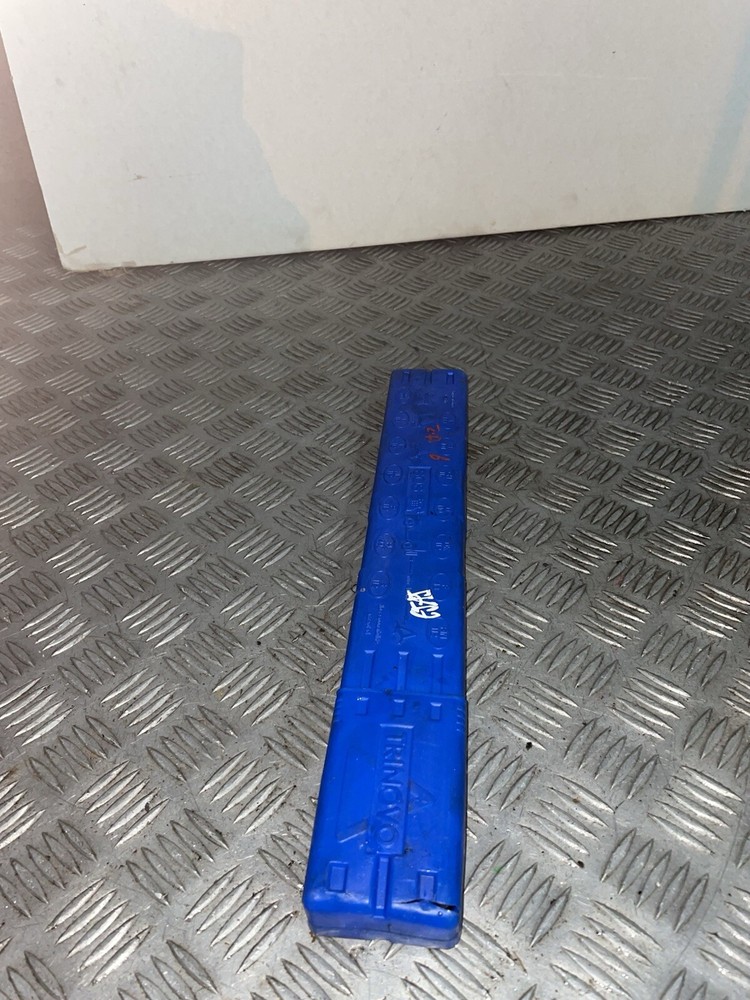 BMW EMERGENCY WARNING TRIANGLE 1095457