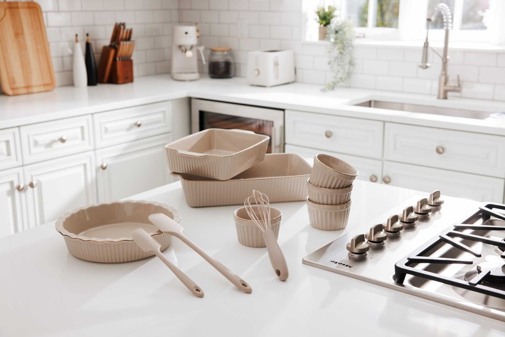 10-Piece Ceramic Bakeware Set Taupe