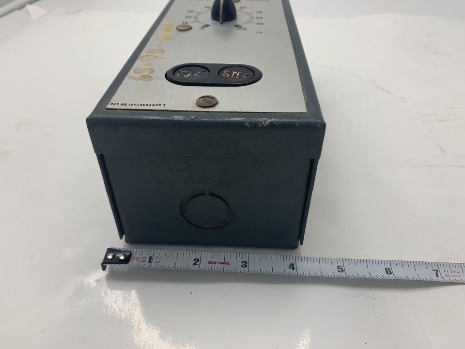 General Electric Temperature Controller 104X960AAG03