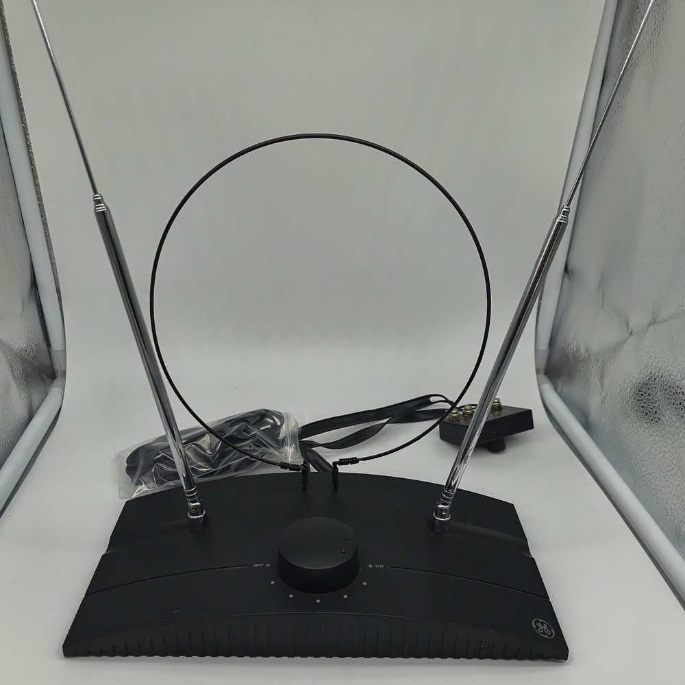 GE UHF VHF TV Antenna Rabbit Ears Thomson Consumer Electronics