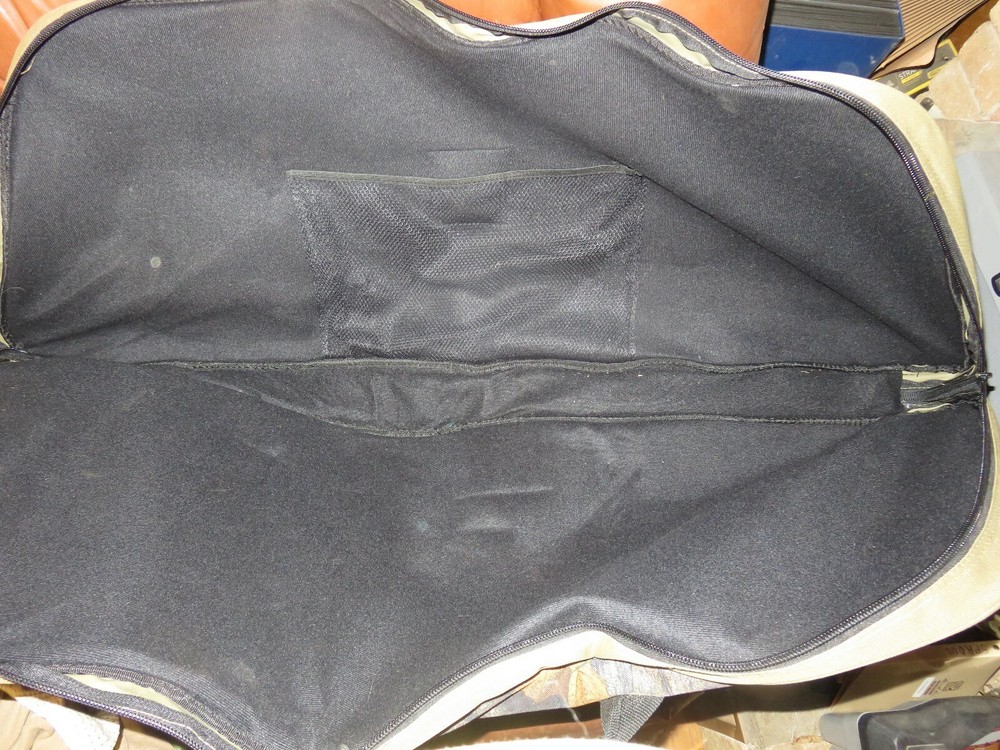 .30 60 Outdoors 41" Parallel Limb Bow Case Very Good Condition
