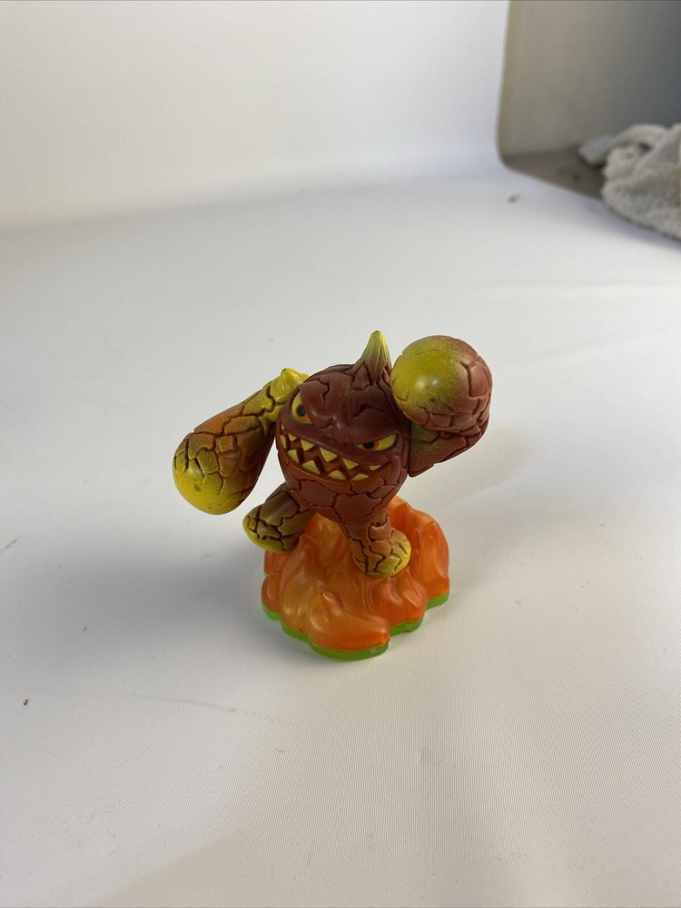 4 Skylanders Eruptor, Dinorang, Pirate Seas & Bash