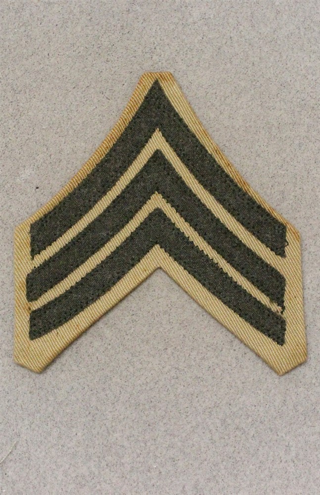 USMC Marine Chevron 534: WWII Sergeant (single) - wool on khaki