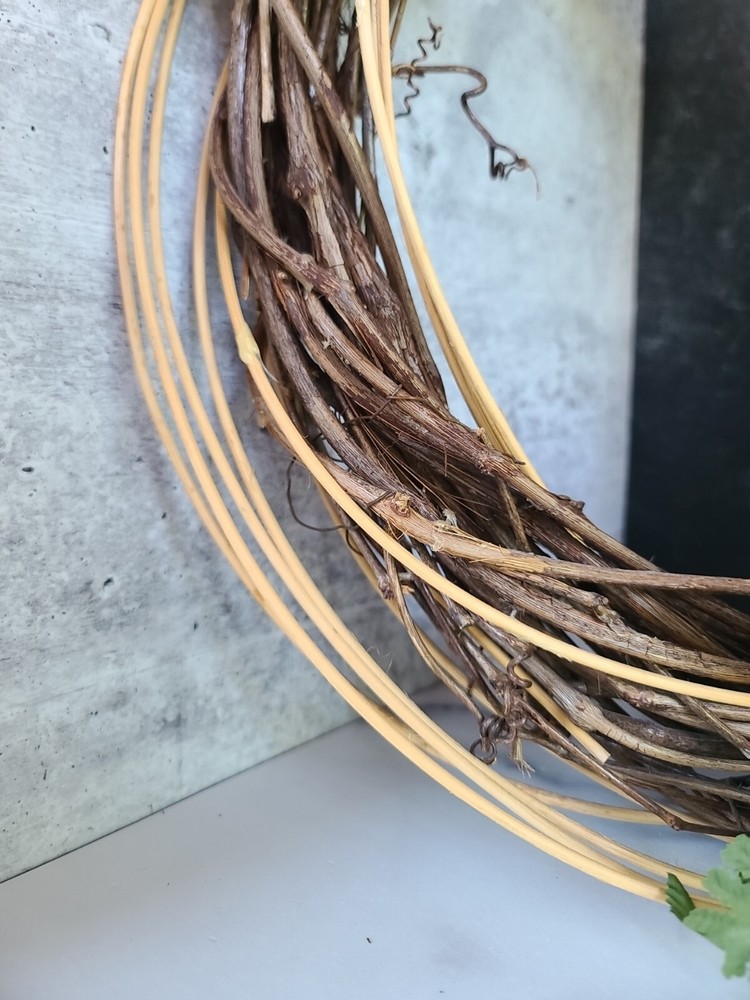Vintage Spring Lily Wreath
