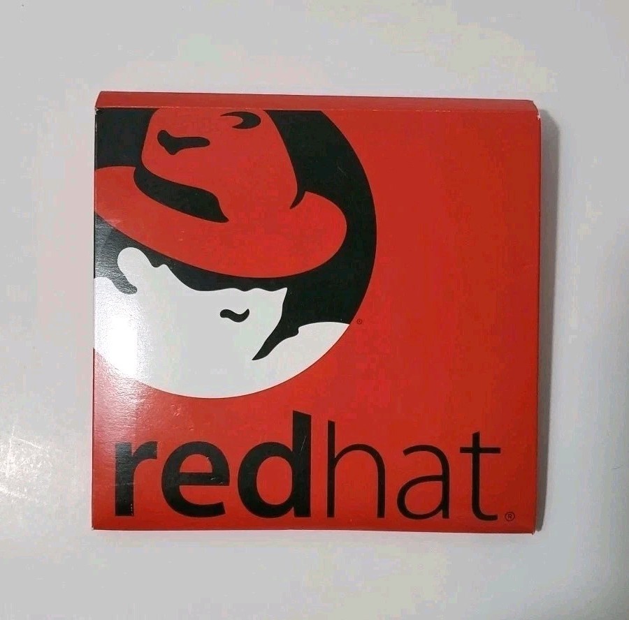 Red Hat Linux  Full 7 CD Set w/ Original Box (2001) Complete