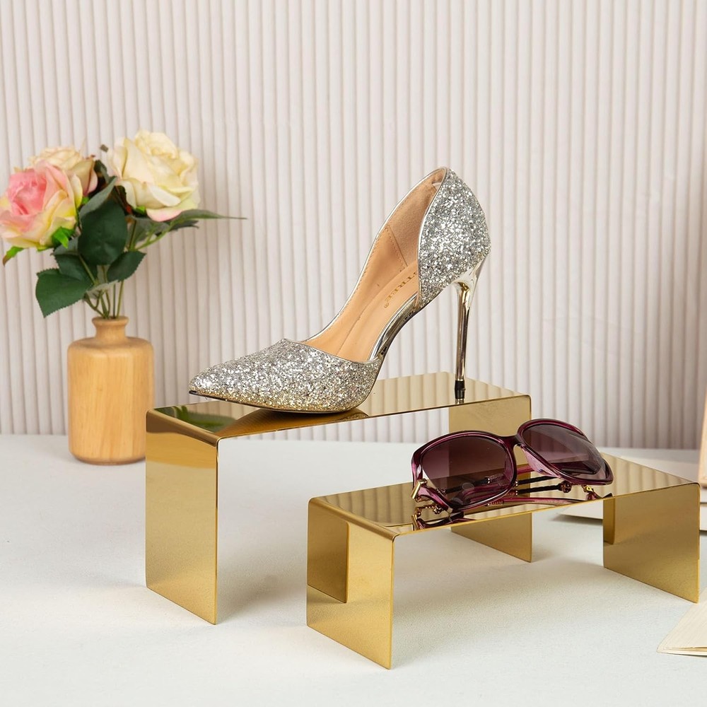 Handbag display rack, 3 gold-colored display stands