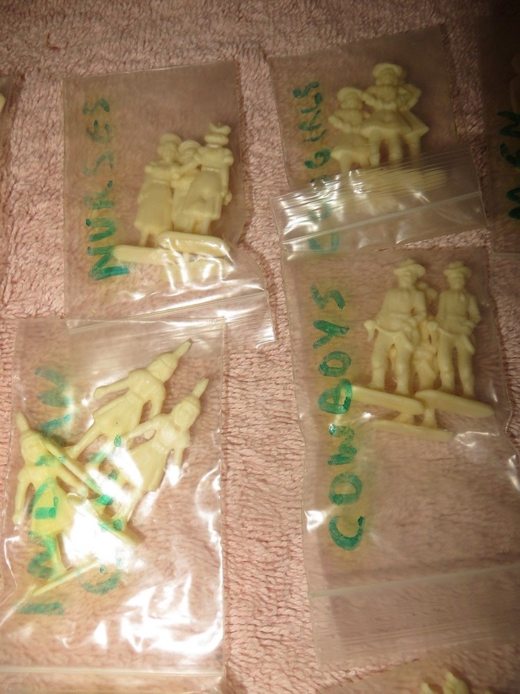 47 Vintage Model Railroad Train People / Characters